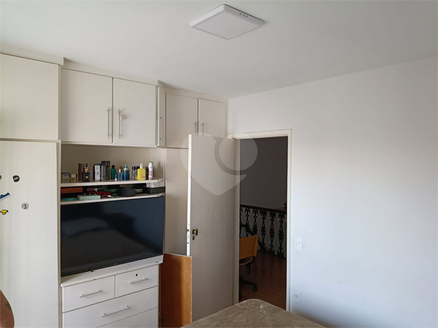 Sobrado à venda com 4 quartos, sendo 2 suítes, em Mirandópolis, São Paulo, SP