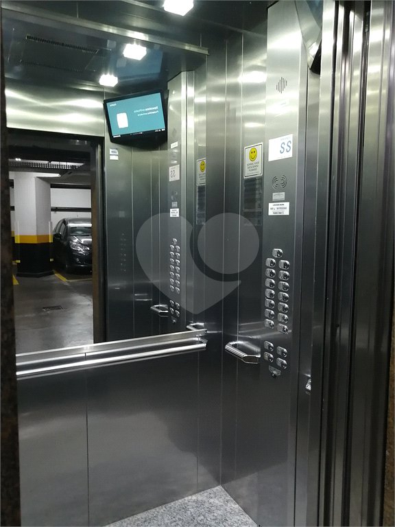 Sala comercial à venda em Higienópolis com 170 m2