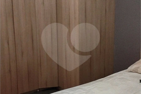 Sobrado à venda com 3 quartos, sendo 1 suíte,  em Vila Nova Cintra, Mogi das Cruzes, SP