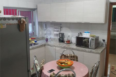 Casa à venda com 4 quartos, sendo 1 suíte, em Vila Vitório Mazzei, São Paulo, SP