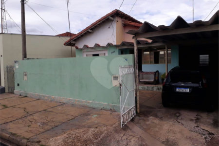 Casa térrea para venda.