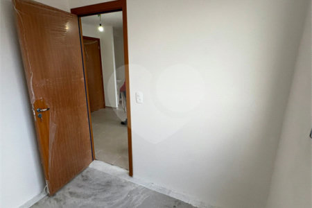 Apartamento à venda com 2 quartos em Vila Antonieta, São Paulo, SP