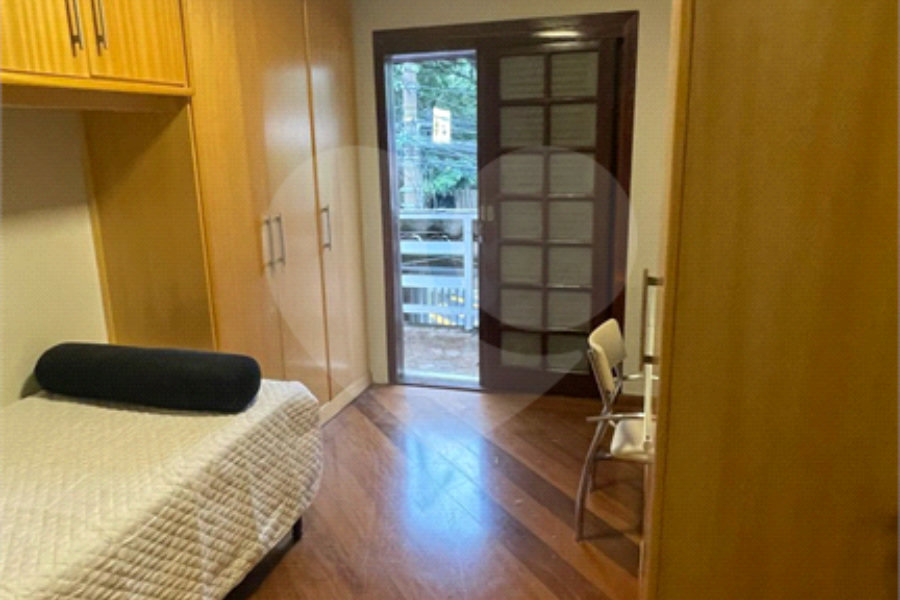 Sobrado à venda com 4 quartos, sendo 2 suítes, em Mandaqui, São Paulo, SP