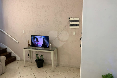 Sobrado à venda com 2 quartos em Moema, São Paulo, SP