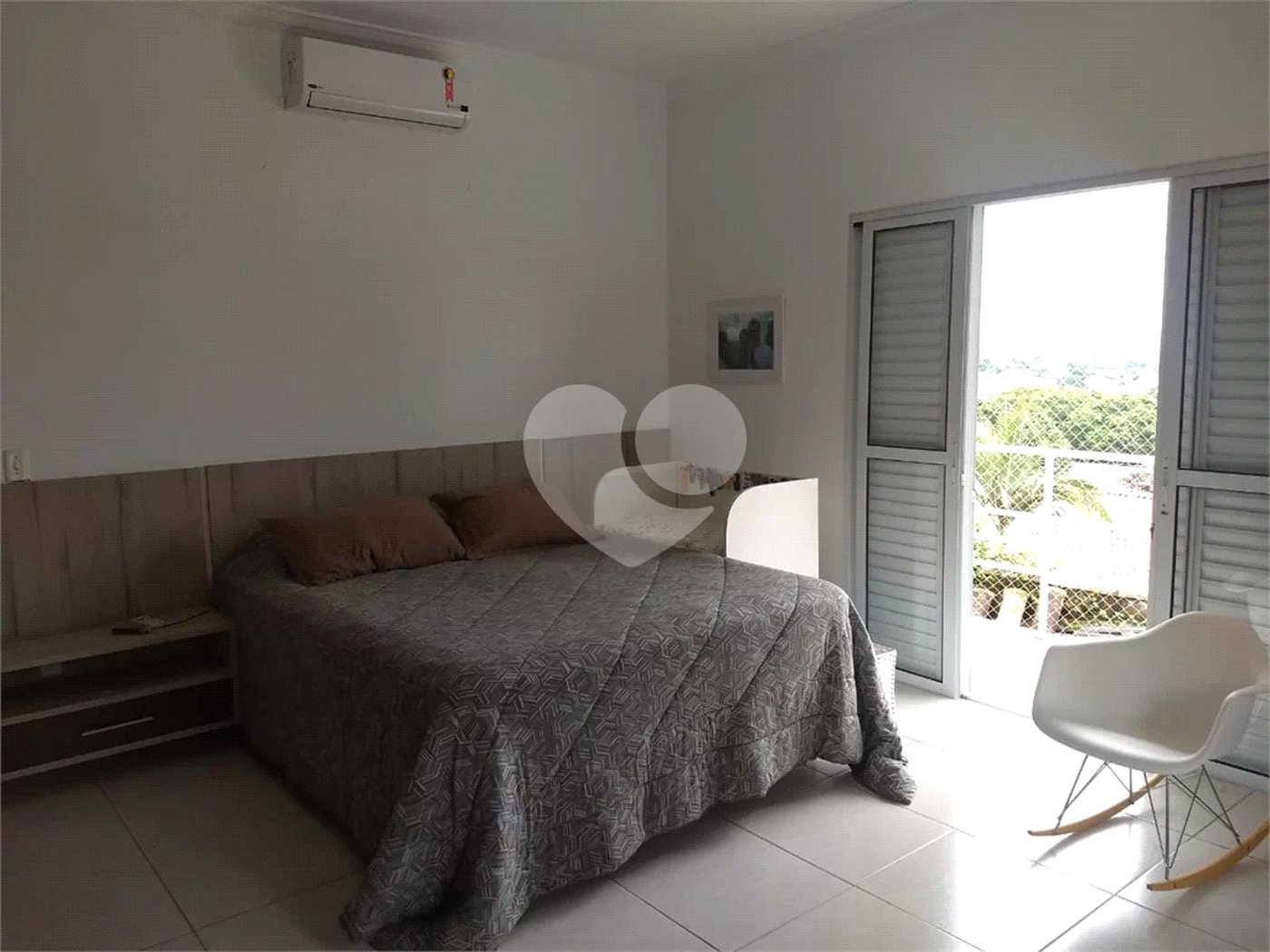 Casa à venda com 3 quartos, sendo 1 suíte, no condomínio Acmti - Colinas do Mosteiro, Terras de Itaici e Recanto dos Pássaros, Indaiatuba - SP