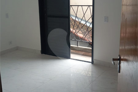 Casa de Vila à venda com 2 suítes em Vila Ré, São Paulo, SP