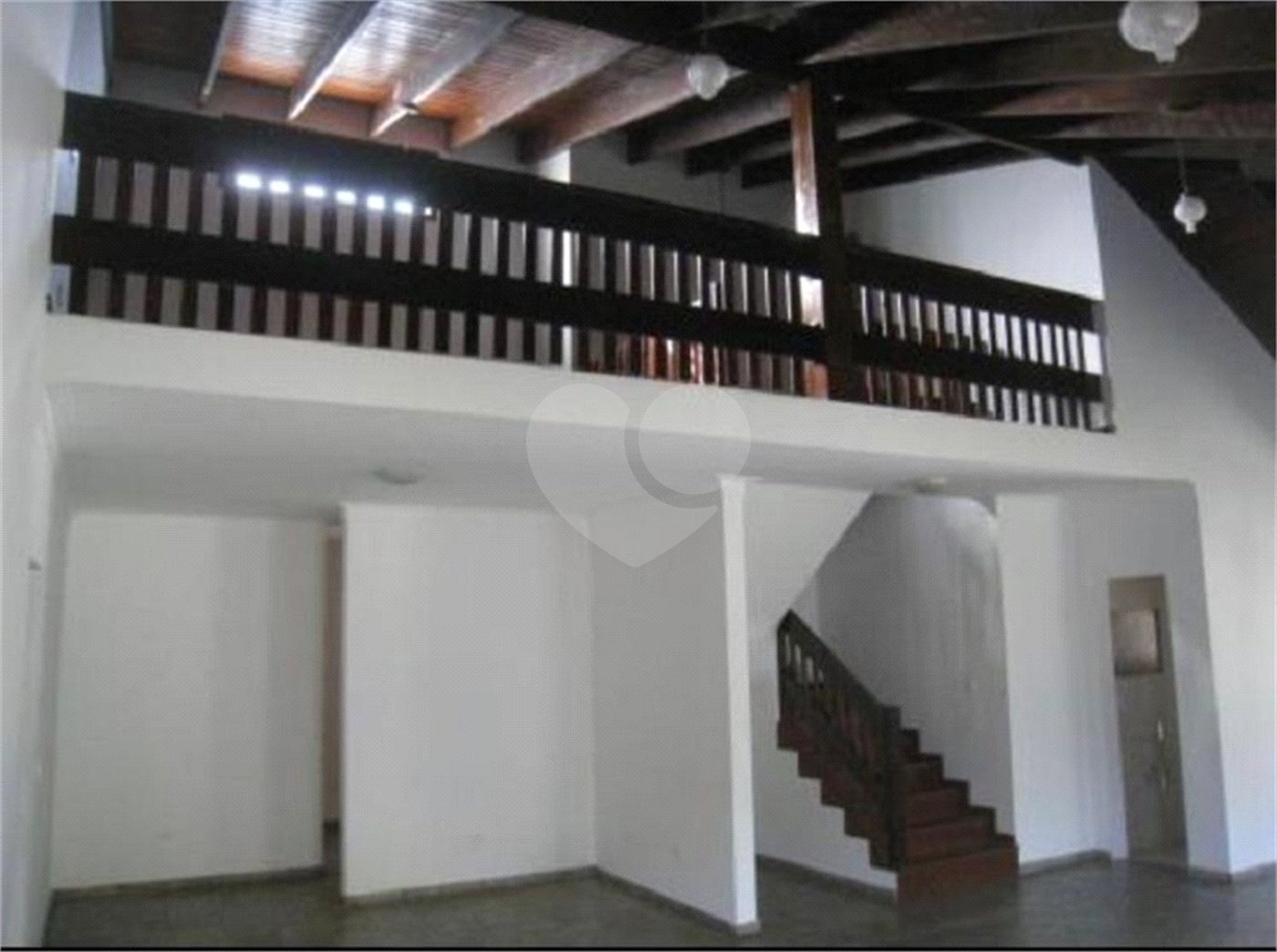Casa à venda com 4 suítes em Alpes dos Araçás (jordanésia), Cajamar, SP