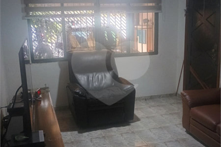Sobrado à venda com 3 quartos, sendo 1 suíte, em Parque da Lapa, São Paulo, SP