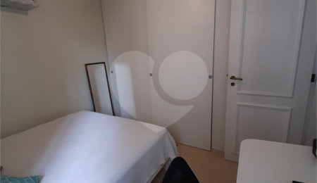 Apartamento à venda com 2 quartos em Moema, São Paulo, SP