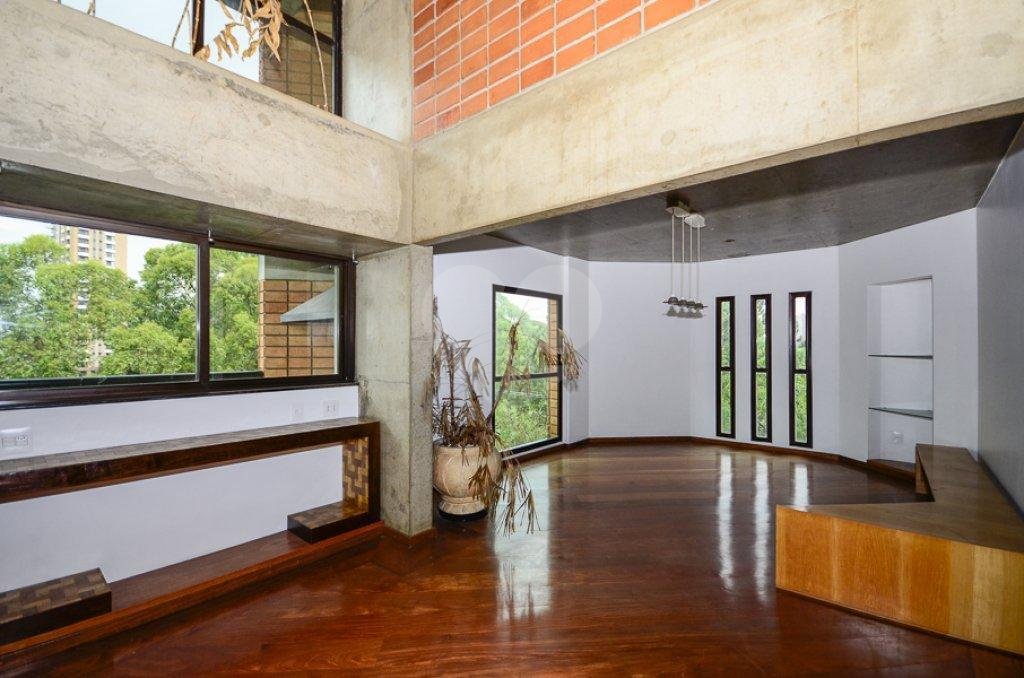 Apartamento à venda com 4 quartos, sendo 2 suítes, em Paraíso do Morumbi, São Paulo, SP