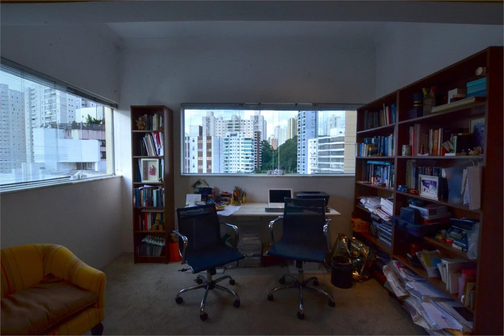 Cobertura à venda com 4 suítes em Vila Suzana, São Paulo, SP