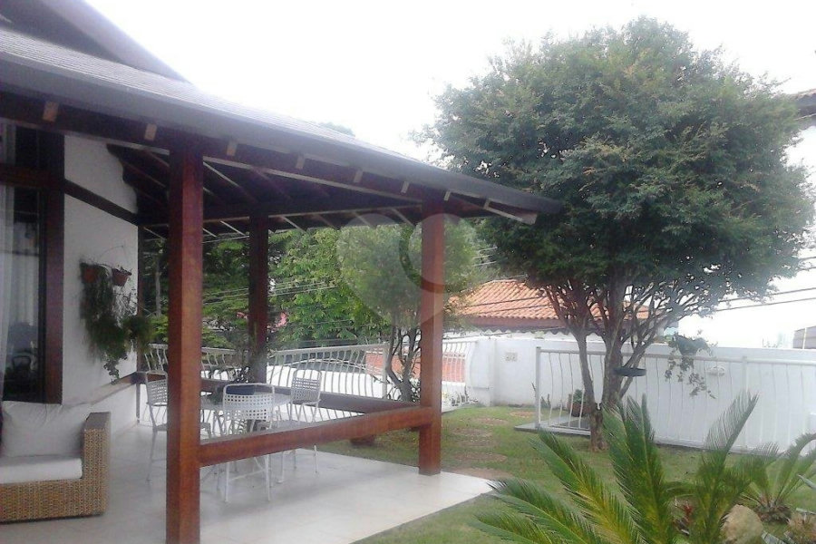 Sobrado à venda com 3 quartos, sendo 1 suíte, em Jardim Franca, Guarulhos, SP