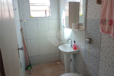 Casa à venda com 3 quartos, sendo 1 suíte, em Vila Regina, Itapetininga, SP