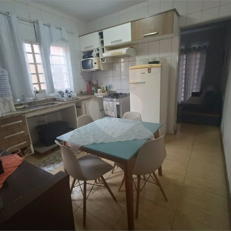 Casa à venda com 3 quartos em Taboão, São Roque, SP