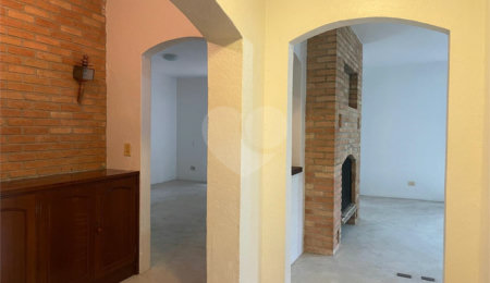 Casa para alugar com 4 quartos, sendo 3 suítes,  em Alto da Boa Vista, São Paulo, SP