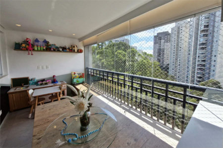 Apartamento à venda com 4 suítes em Vila Andrade, São Paulo, SP
