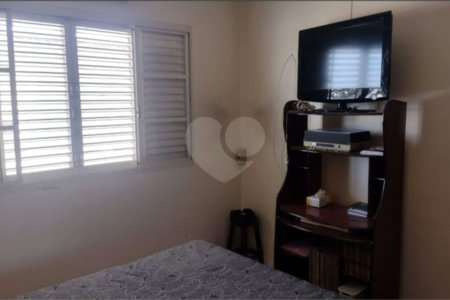 Casa à venda com 4 quartos em Vila São Paulo, Jundiaí, SP