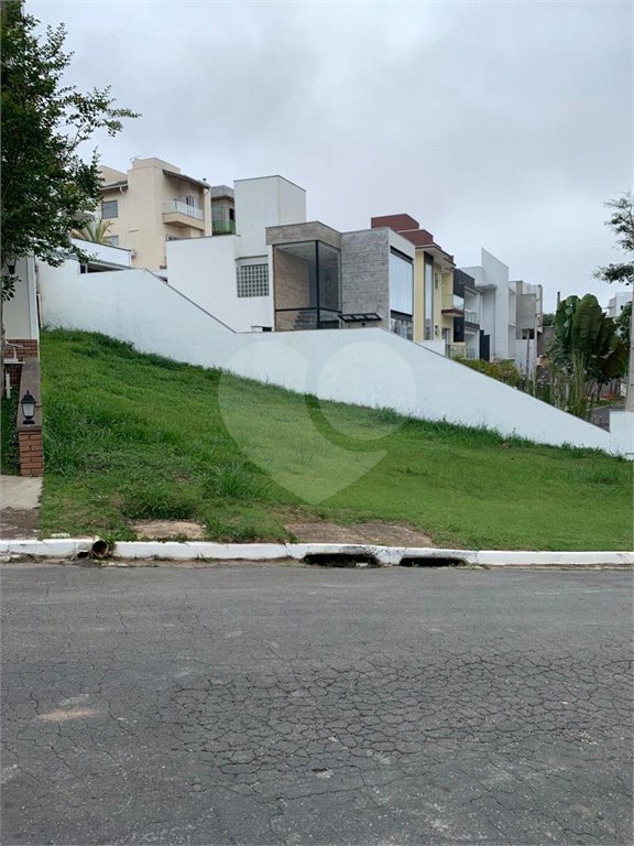 Terreno à venda no condomínio Mosaico da Serra, Mogi das Cruzes - SP