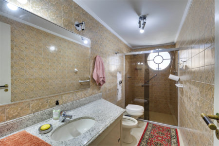 Apartamento à venda com 4 quartos, sendo 1 suíte, em Alto da Boa Vista, São Paulo, SP