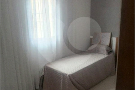 Casa à venda com 2 quartos no condomínio Uirapuru, Bom Jesus dos Perdões - SP
