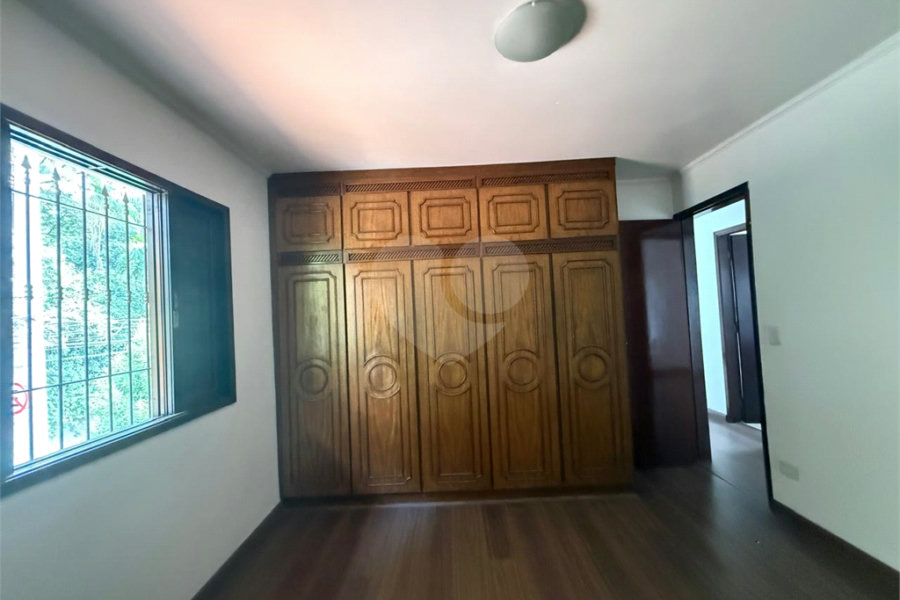 Sobrado à venda com 3 quartos em Horto Florestal, São Paulo, SP