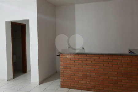 sala comercial_Jardim Bom Principio- Indaiatuba-SP. AU 60m2 valor locacao R$880,00 mais valor iptu.