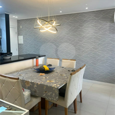 Apartamento. 78 m2, 3 dorm., uma suíte, lavabo, banheito, duas vagas, deposito no sub, varanda gormet.Aceita e estuda Permuta.