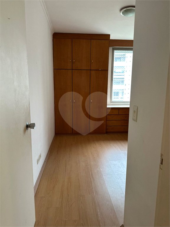 Amplo e Clássico: Apartamento de 90 m² em Higienópolis!