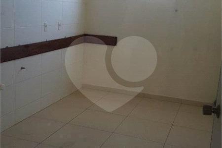 Galpão Comercial