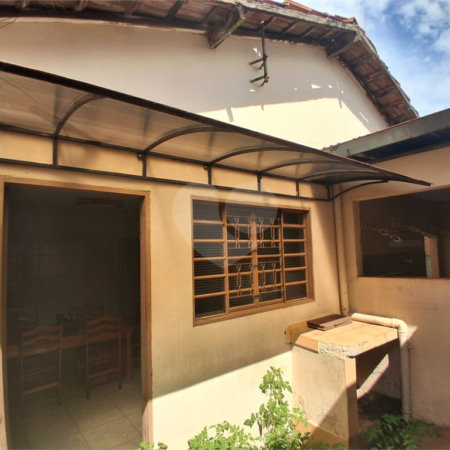 Casa espaçosa na Vila Costa do Sol em São Carlos – excelente para moradia, comércio ou investimento!