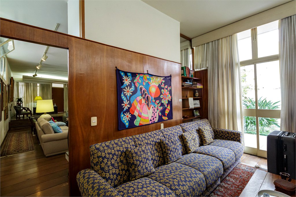 Casa de Vila para alugar com 4 quartos, sendo 1 suíte, em Granja Julieta, São Paulo, SP