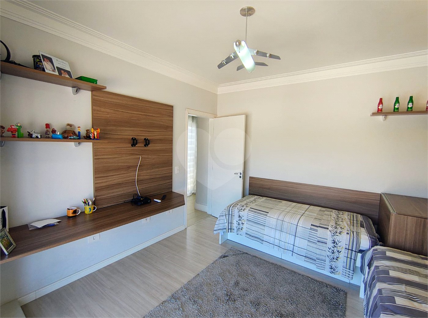 Casa à venda com 3 quartos, sendo 1 suíte,  em Horto Santo Antonio, Jundiaí, SP