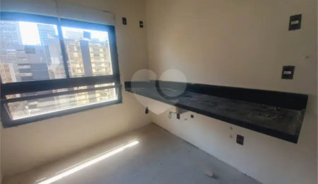 Casa à venda com 1 suíte em Cerqueira César, São Paulo, SP