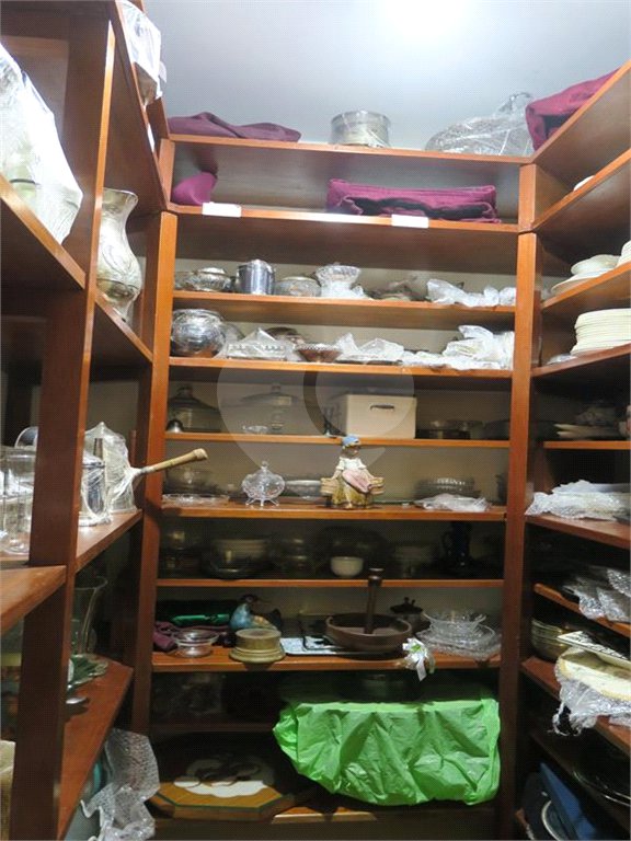 Apartamento à venda com 3 quartos, sendo 2 suítes, em Real Parque, São Paulo, SP