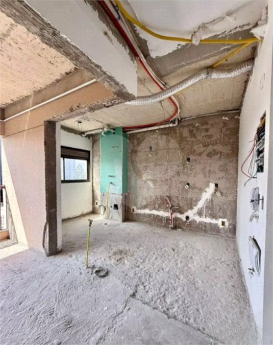 Apartamento à venda com 3 quartos, sendo 2 suítes, em Barueri, Barueri, SP