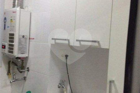 Apartamento à venda com 3 quartos, sendo 1 suíte, em Parque Reboucas, São Paulo, SP