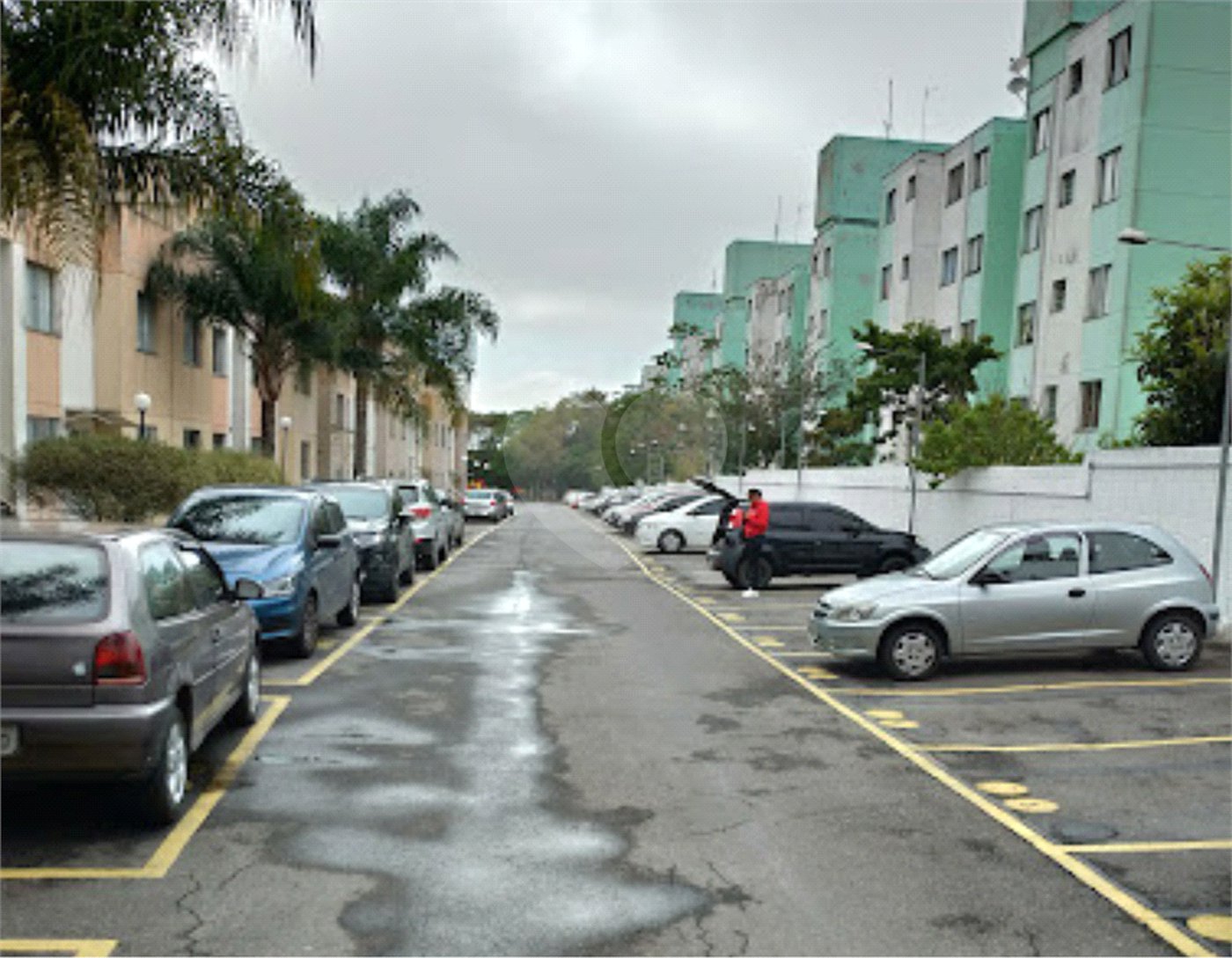 Apartamento à venda com 2 quartos em Jardim Itamarati, Poá, SP