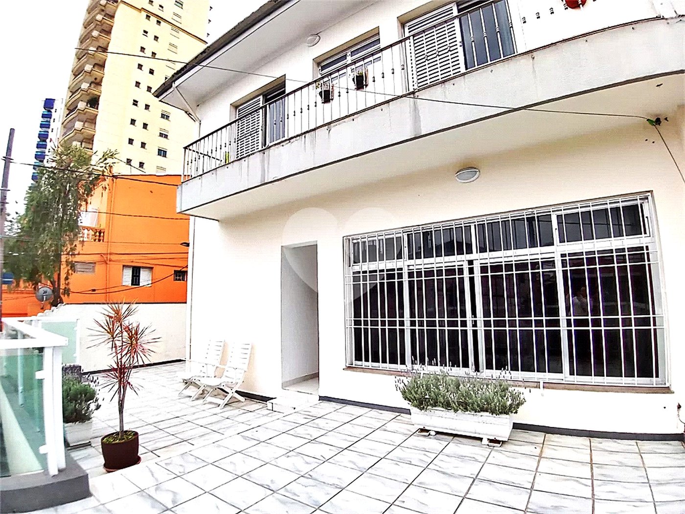 Sobrado à venda com 13 quartos, sendo 1 suíte,  em Jardim São Paulo(zona Norte), São Paulo, SP
