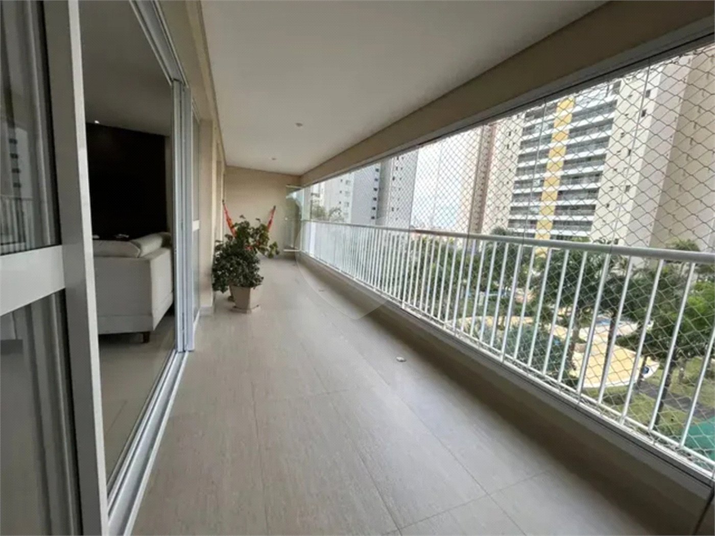 APARTAMENTO A VENDA 156M², 3 SUITES, 1 ESCRITORIO, 3 VAGAS - JARDIM DAS INDUSTRIAS - SÃO JOSÉ DOS CA