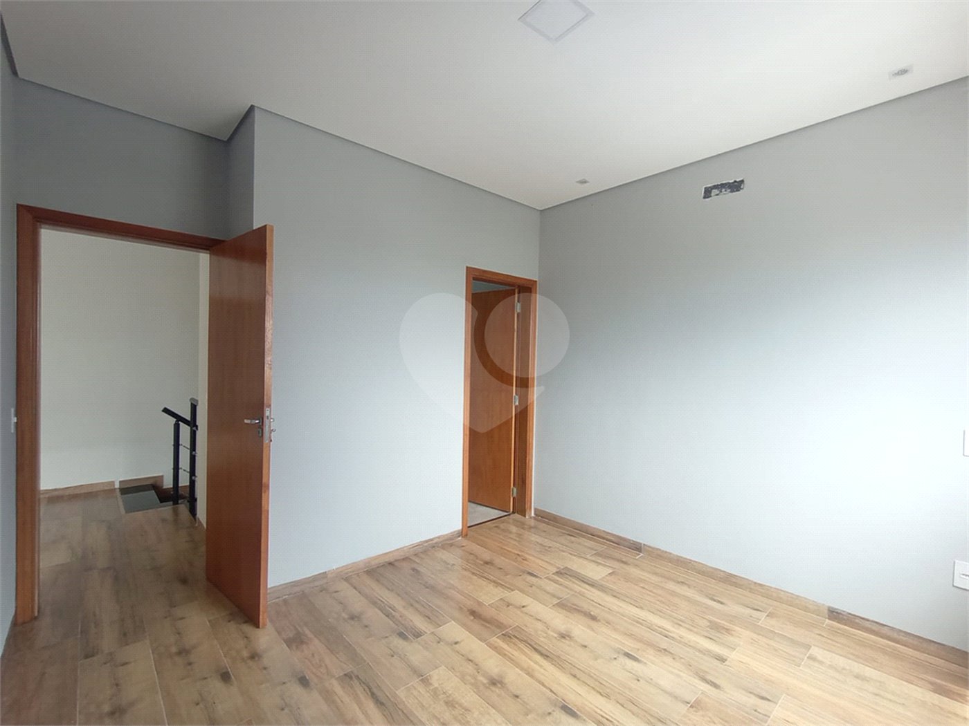 Casa à venda com 3 quartos, sendo 2 suítes, no condomínio Vila Rica, Indaiatuba - SP