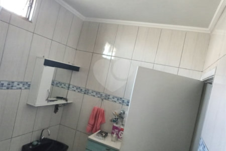 Casa à venda com 2 quartos no Centro, Araraquara, SP