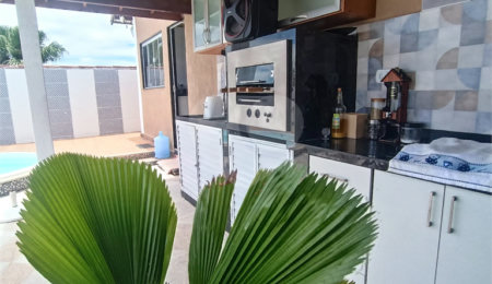 Casa à venda com 3 quartos, sendo 1 suíte, em Caminho de Búzios, Cabo Frio, RJ