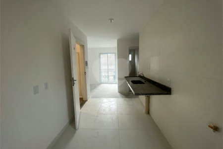 Casa à venda com 2 quartos no condomínio Severa, São Paulo - SP