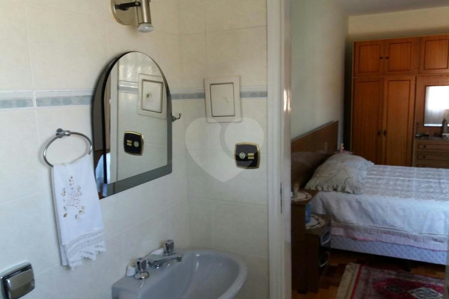 Sobrado à venda com 3 quartos, sendo 1 suíte, em Tremembé, São Paulo, SP