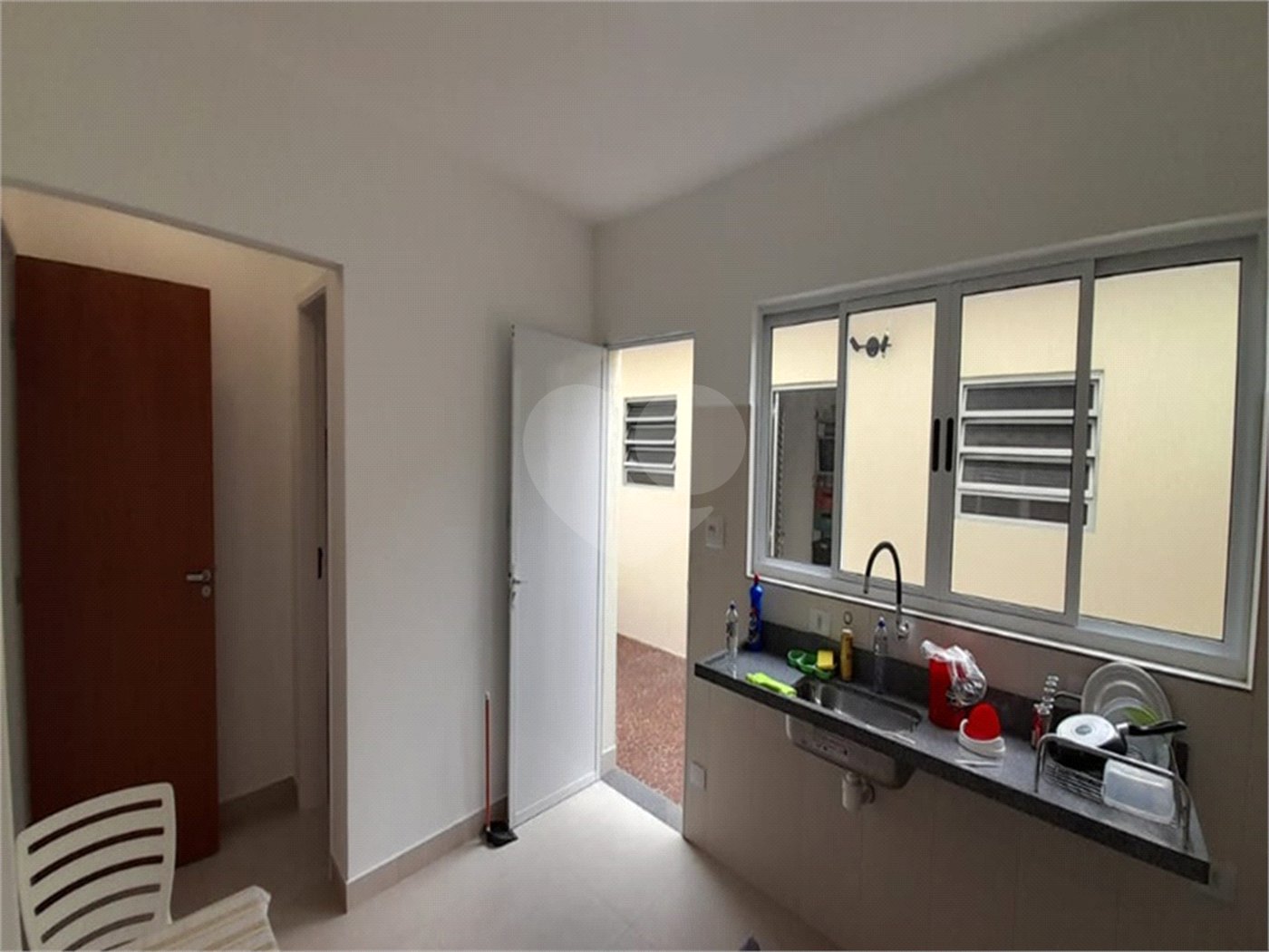 Sobrado à venda com 3 quartos, sendo 1 suíte, em Parque Peruche, São Paulo, SP