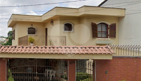 Sobrado à venda com 3 quartos, sendo 1 suíte,  em Tremembé, São Paulo, SP