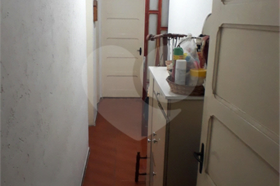 Casa Térrea à venda com 5 quartos, sendo 2 suítes,  em Parada Inglesa, São Paulo, SP