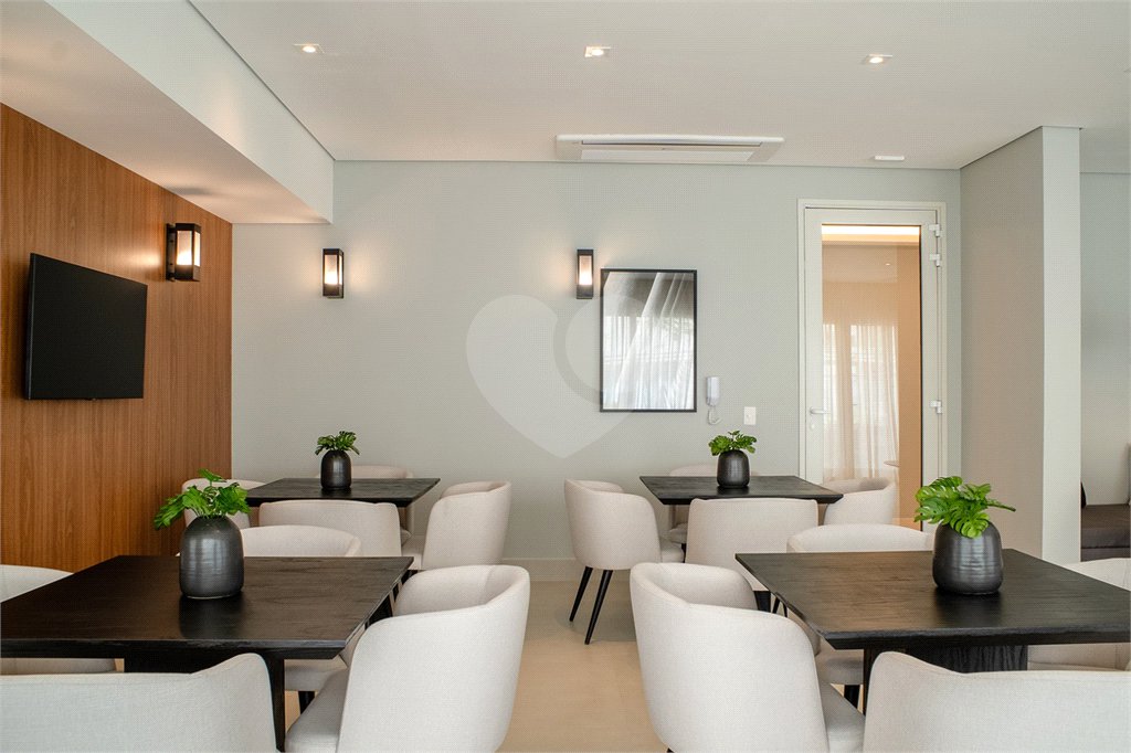 Apartamento à venda com 3 quartos, sendo 2 suítes,  em Santana, São Paulo, SP