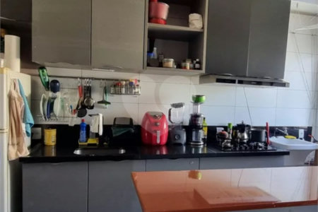 Apartamento à venda com 2 quartos em Parque Assunção, Taboão da Serra, SP