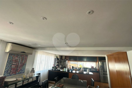 Apartamento à venda com 3 quartos, sendo 2 suítes, em Jardim Paulista, São Paulo, SP